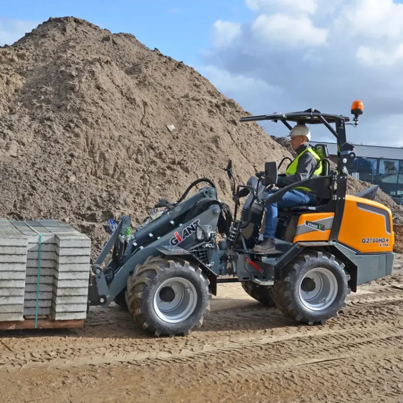 Giant G2700 HD+ X-tra