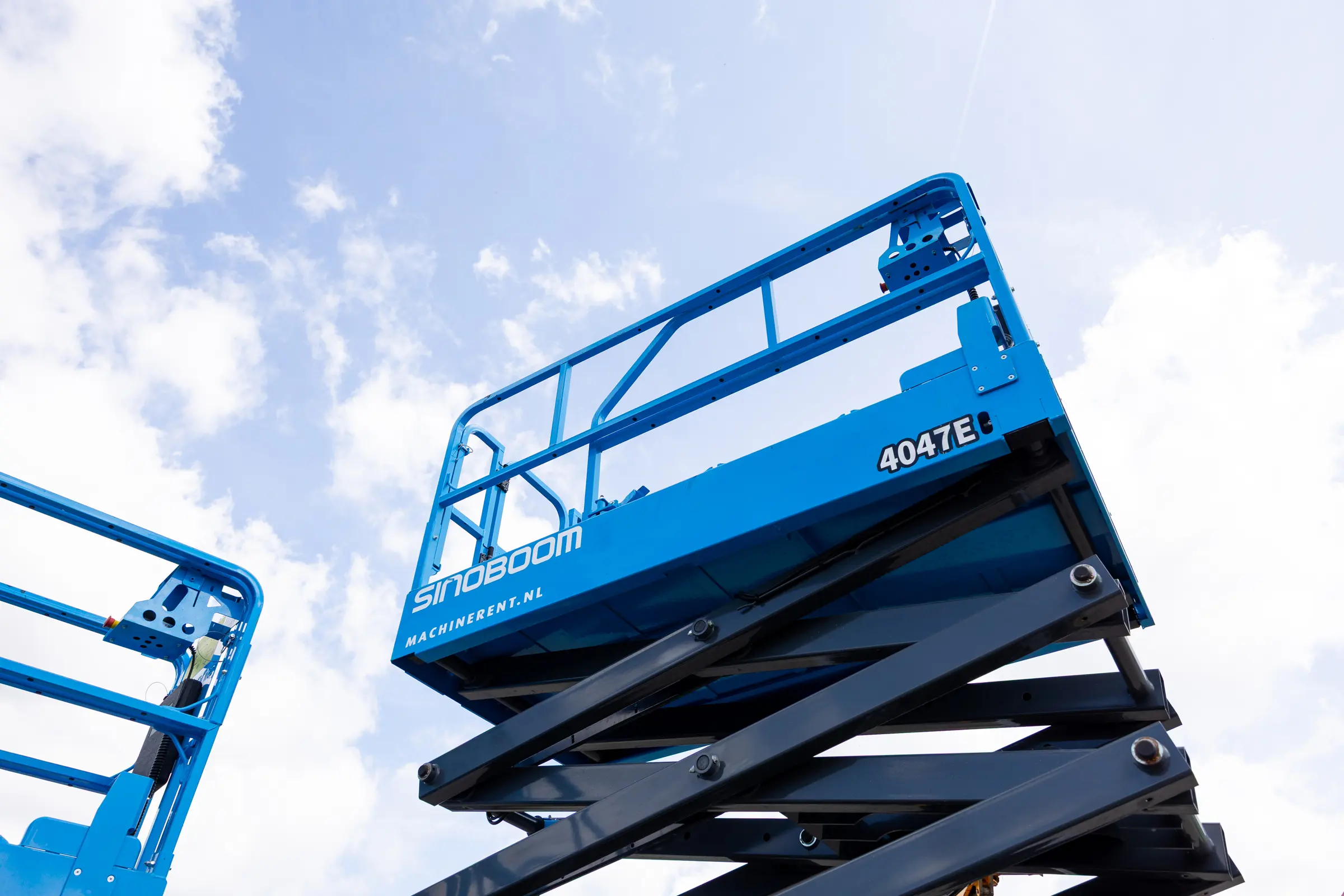 Schaarhoogwerker van Sinoboom